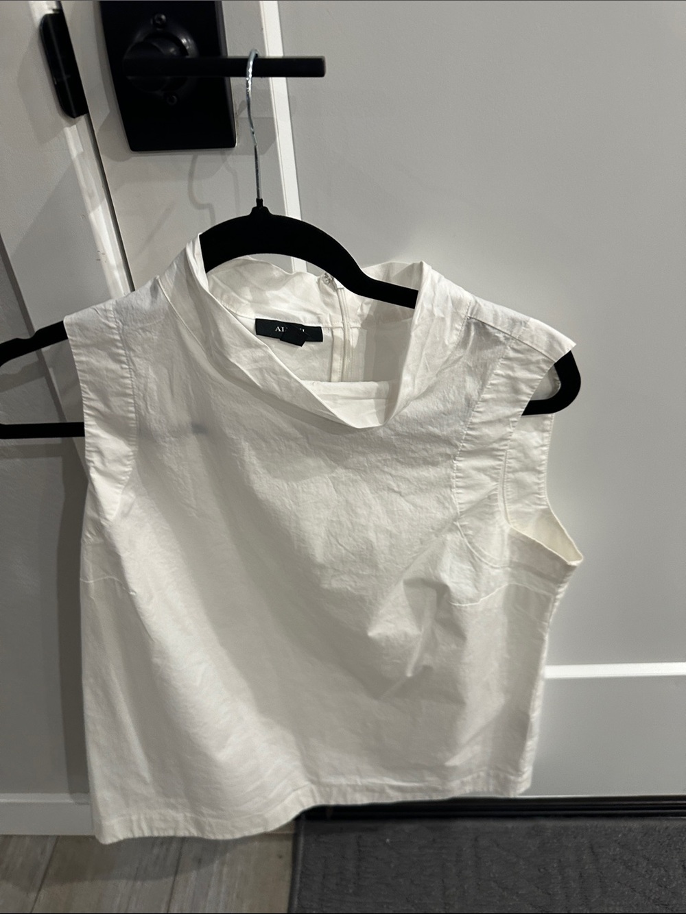 Alfani White Sleeveless Mock Neck Cotton Tank